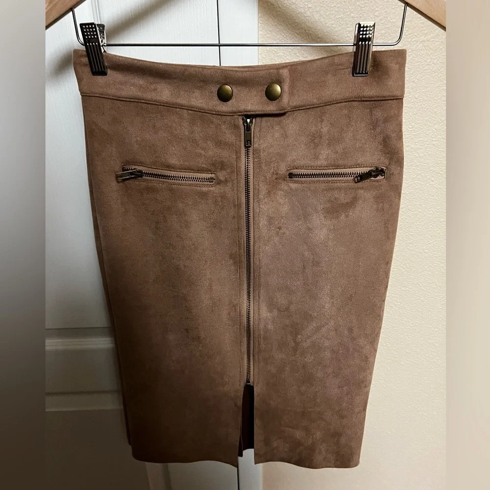 Fate Faux Brown Suede Skirt Zipper Knee Length Size Medium
